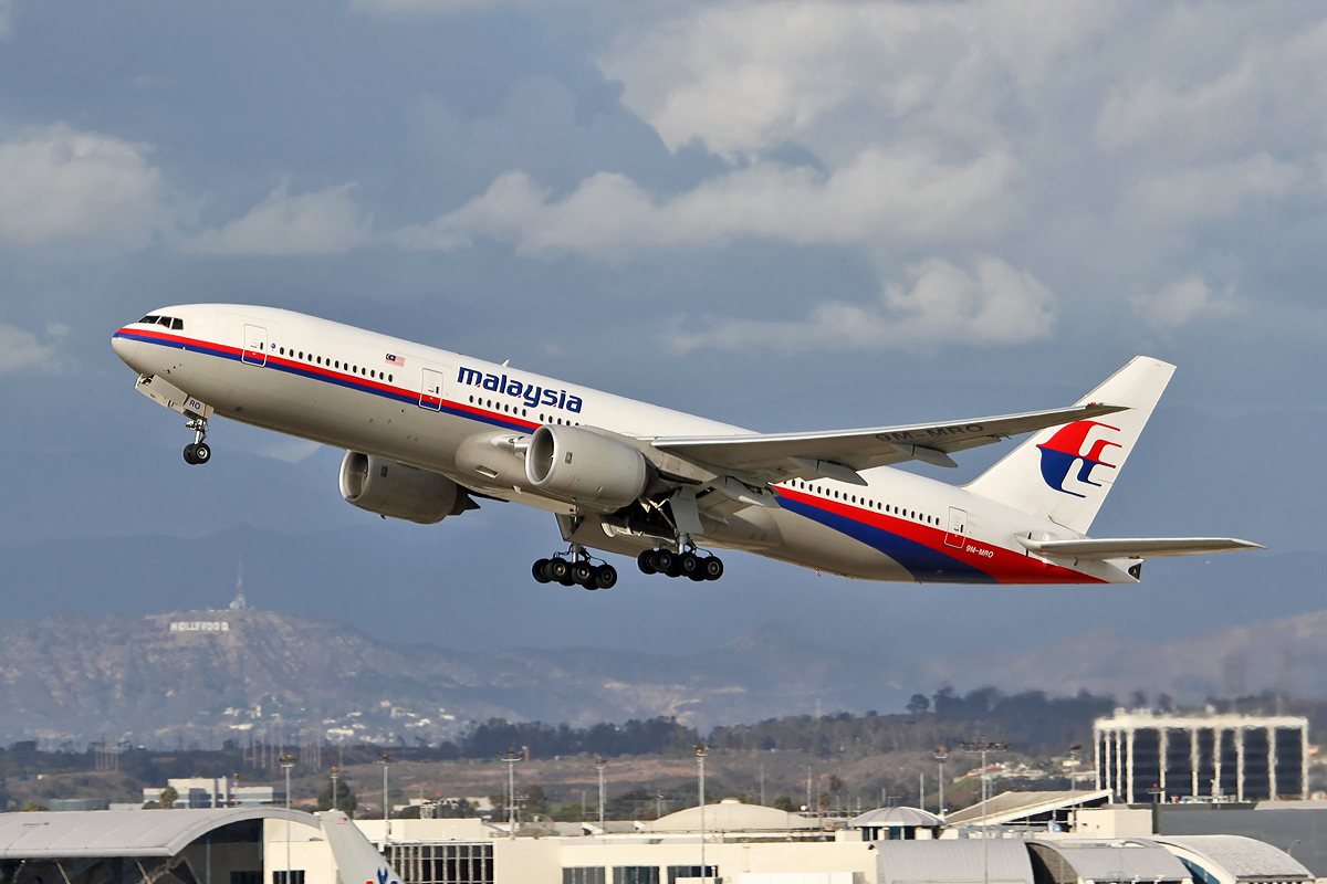 Malaysia Airlines Boeing 777-200ER 9M-MRO taking off